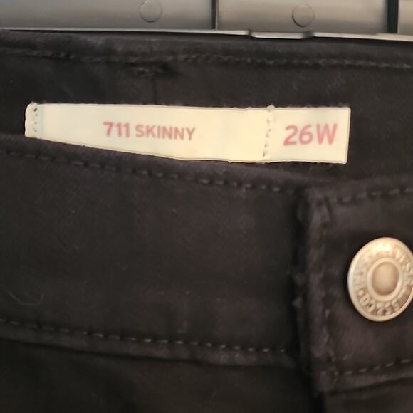 Levi's 711 Distressed Skinny Jeans, 26W, NWT - Picture 6 of 10